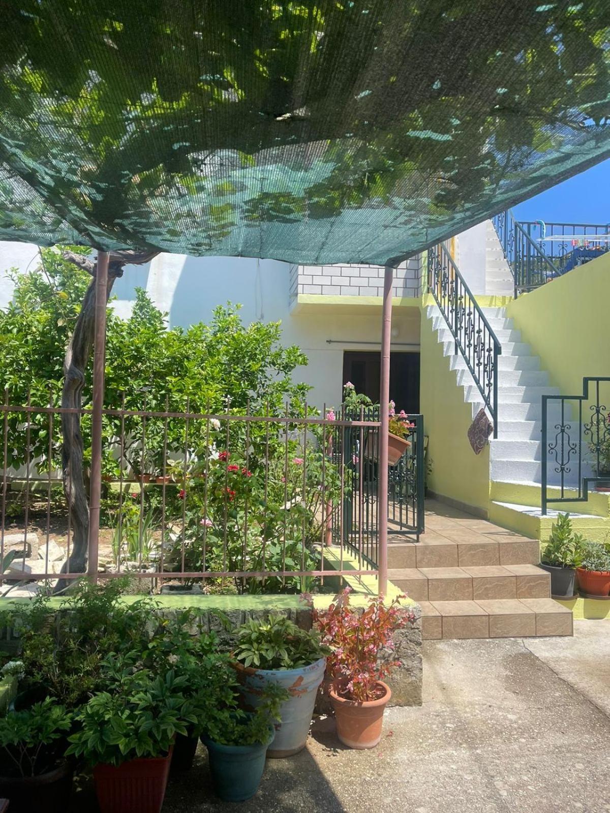 Apartments Bilic Vis Ngoại thất bức ảnh