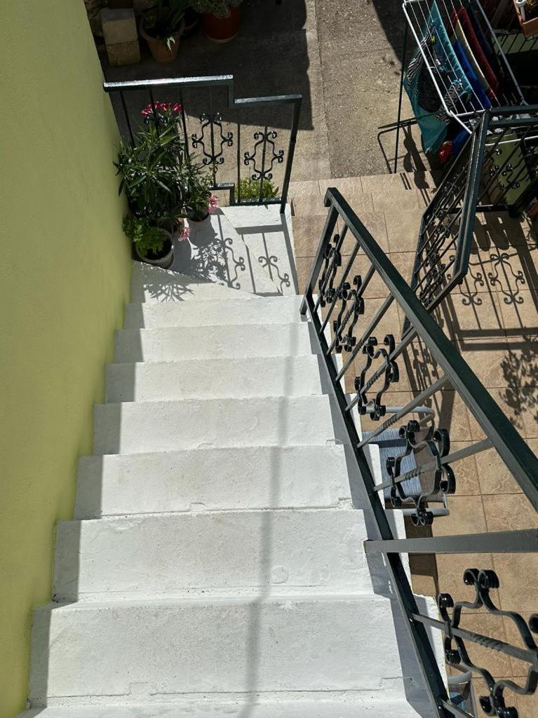 Apartments Bilic Vis Ngoại thất bức ảnh