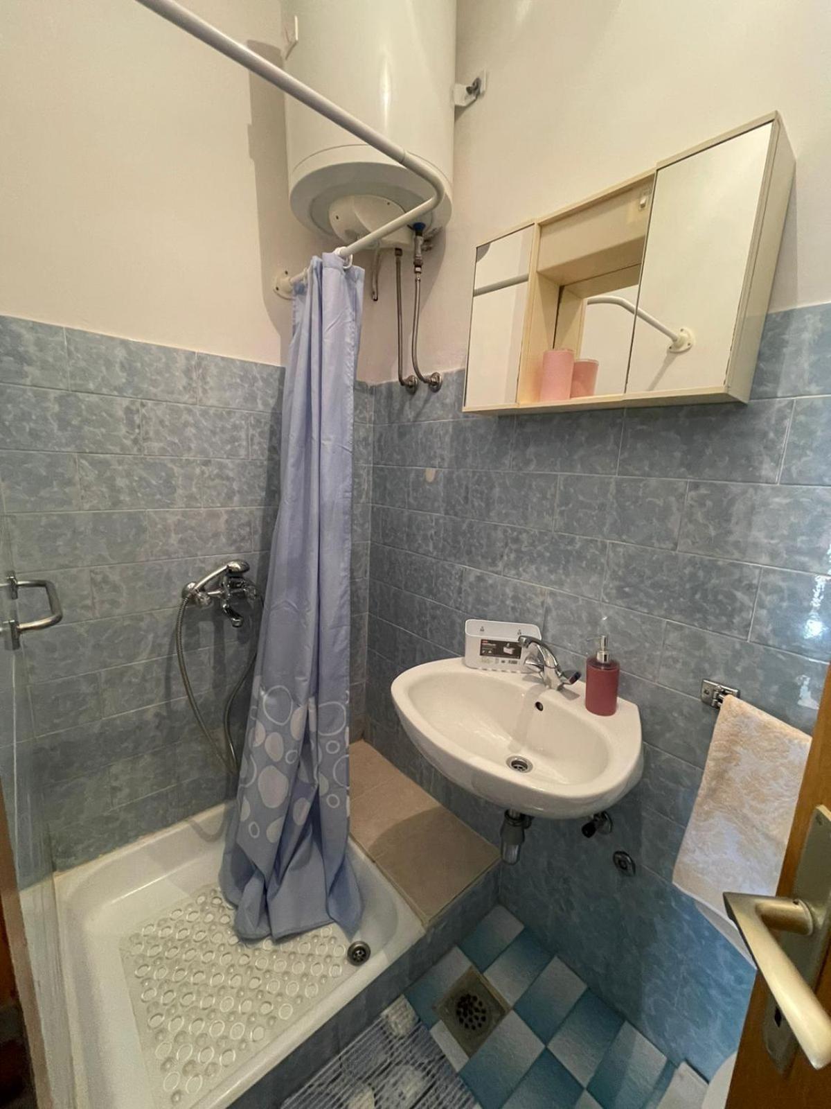 Apartments Bilic Vis Ngoại thất bức ảnh