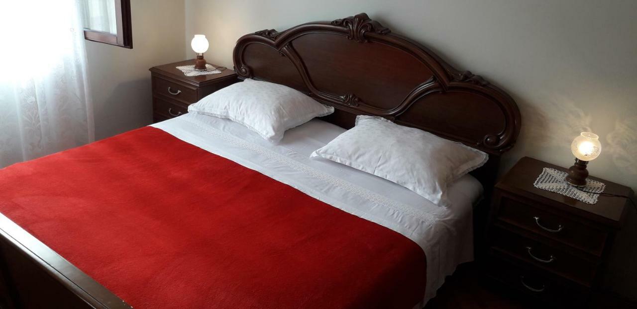 Apartments Bilic Vis Ngoại thất bức ảnh