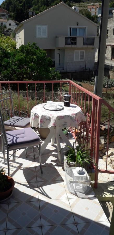 Apartments Bilic Vis Ngoại thất bức ảnh